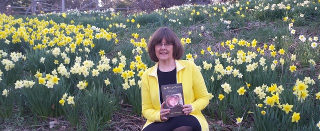 cropped vee with book and daffodils